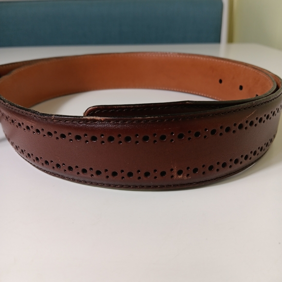 Allen Edmonds Manistee Dress Belt Mens 36 Chili Leather Perforated Made USA - Picture 4 of 10